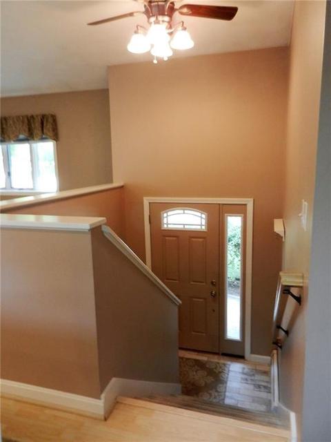 40 Ray St, Coventry, RI 02816 photo 5