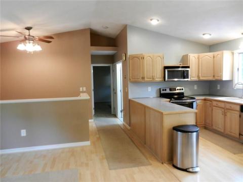 40 Ray St, Coventry, RI 02816 photo 15