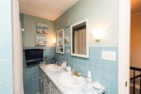 262 Mason St, Woonsocket, RI 02895 photo 43