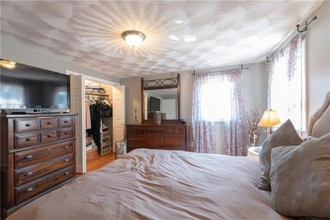 30 Wayne St, Warwick, RI 02889 photo 18