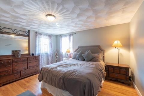 30 Wayne St, Warwick, RI 02889 photo 16