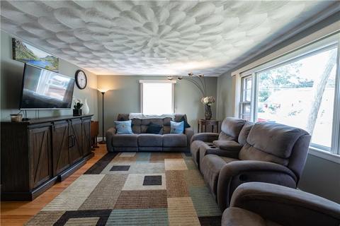 30 Wayne St, Warwick, RI 02889 photo 10