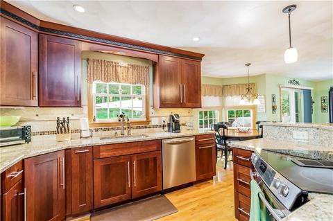 35 Cosmo St, Westerly, RI 02891 photo 19