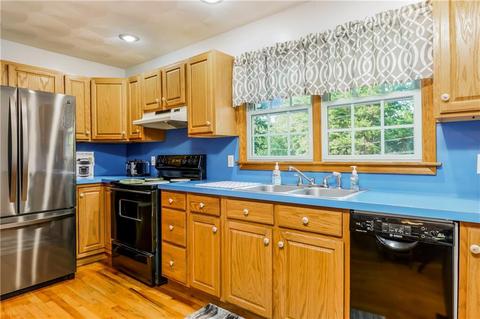35 Cosmo St, Westerly, RI 02891 photo 20