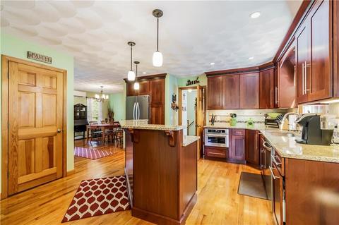 35 Cosmo St, Westerly, RI 02891 photo 18