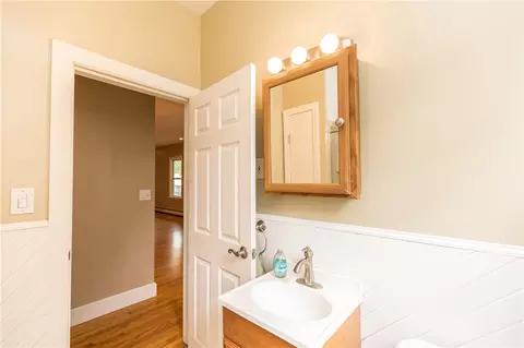 238 Putnam Pike, Glocester, RI 02814 photo 14