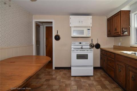 2 Midway Dr, Warwick, RI 02886 photo 10