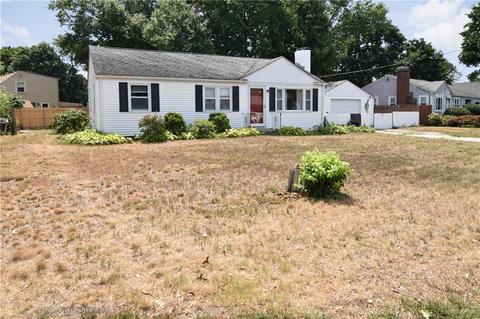 2 Midway Dr, Warwick, RI 02886 photo 3