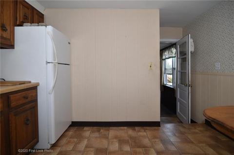 2 Midway Dr, Warwick, RI 02886 photo 11