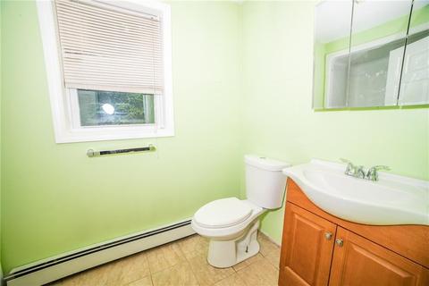 27 Hillside Ave, Johnston, RI 02919 photo 20