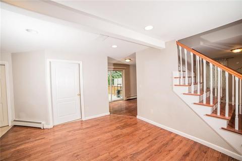 27 Hillside Ave, Johnston, RI 02919 photo 10