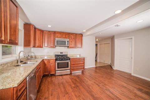 27 Hillside Ave, Johnston, RI 02919 photo 6