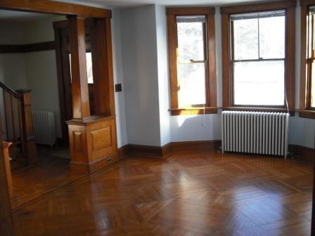 630 E Main Rd, Middletown, RI 02842 photo 3