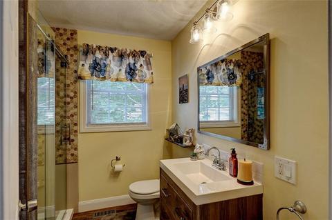124 Abbott Ave, Warwick, RI 02886 photo 20