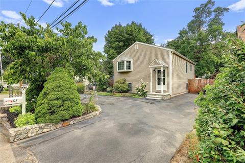 124 Abbott Ave, Warwick, RI 02886 photo 2