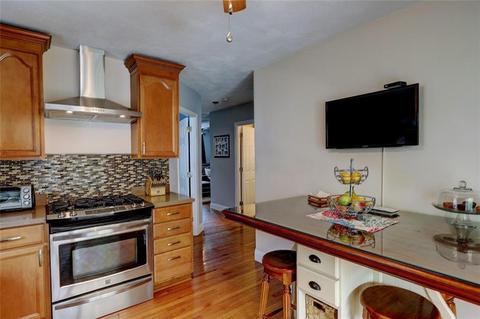124 Abbott Ave, Warwick, RI 02886 photo 9