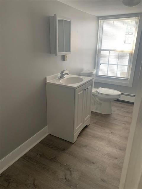 216 Orms St, Providence, RI 02908 photo 8