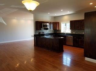 9 Hoover Rd, Middletown, RI 02842 photo 8