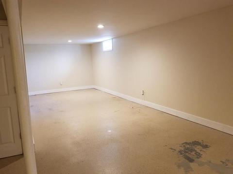 9 Hoover Rd, Middletown, RI 02842 photo 13