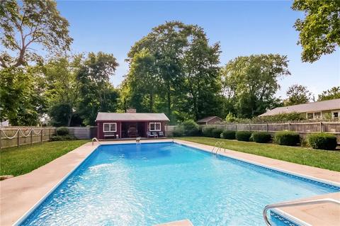 111 Beach St, Westerly, RI 02891 photo 21