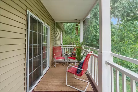 3 Byron Blvd, Warwick, RI 02888 photo 17