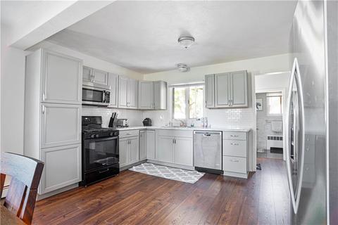 189 Park Ave, Warwick, RI 02889 photo 8