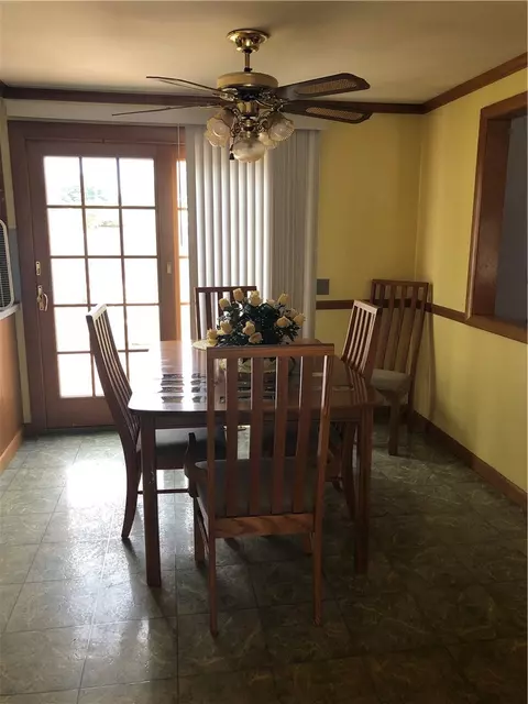 15 Thatch Ct, Warwick, RI 02889 photo 5