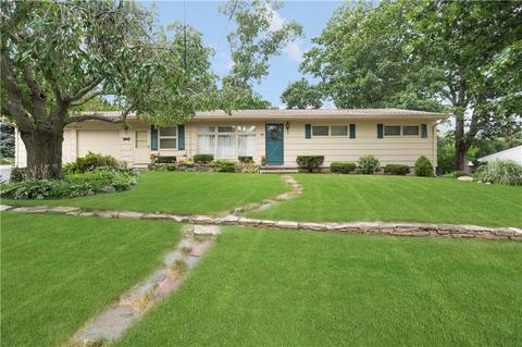 185 Shenandoah Rd, Warwick, RI 02886 photo 1
