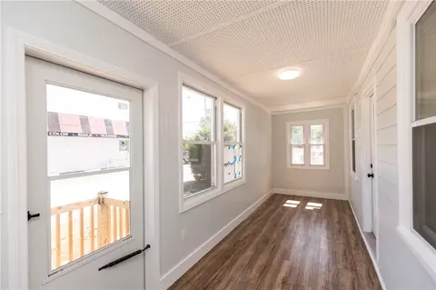 8 Delaware Ave, Warwick, RI 02888 photo 2