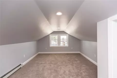 8 Delaware Ave, Warwick, RI 02888 photo 38