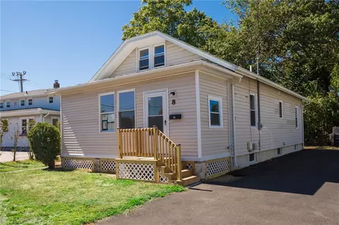 8 Delaware Ave, Warwick, RI 02888 photo 1