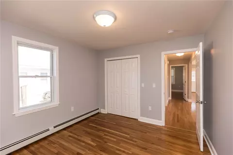 8 Delaware Ave, Warwick, RI 02888 photo 16