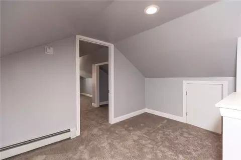 8 Delaware Ave, Warwick, RI 02888 photo 34