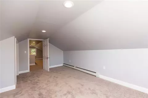 8 Delaware Ave, Warwick, RI 02888 photo 37
