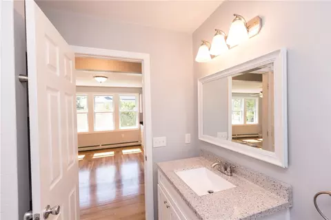 8 Delaware Ave, Warwick, RI 02888 photo 13