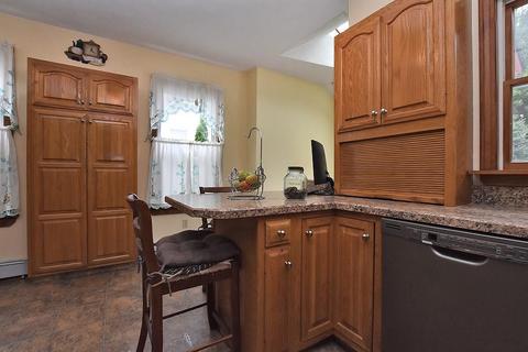 234 Carrington Ave, Woonsocket, RI 02895 photo 7
