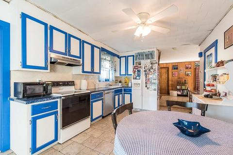 1121 Diamond Hill Rd, Woonsocket, RI 02895 photo 7