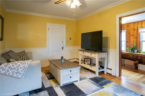 16 Cherry St, Warren, RI 02885 photo 6