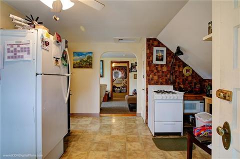 16 Cherry St, Warren, RI 02885 photo 32