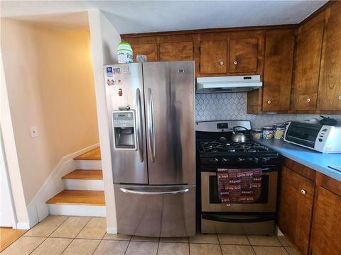 39 Kerri Lyn Rd, Warwick, RI 02889 photo 8