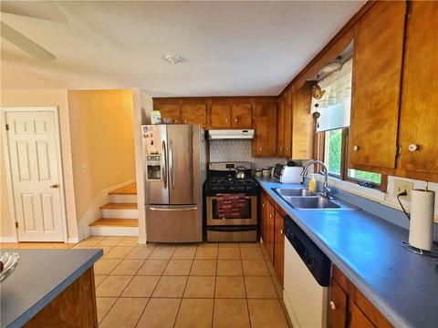 39 Kerri Lyn Rd, Warwick, RI 02889 photo 7
