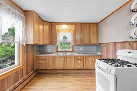 201 Saint Barnabe St, Woonsocket, RI 02895 photo 4