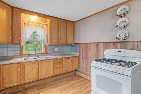 201 Saint Barnabe St, Woonsocket, RI 02895 photo 5