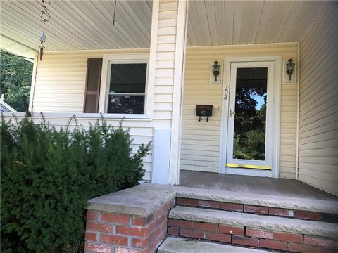 152 Rhodes Ave, Woonsocket, RI 02895 photo 3