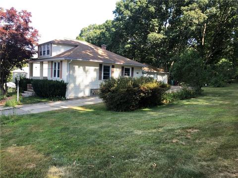 152 Rhodes Ave, Woonsocket, RI 02895 photo 2