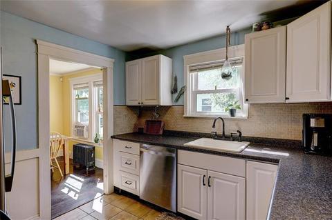 267 Holmes Rd, Warwick, RI 02888 photo 14