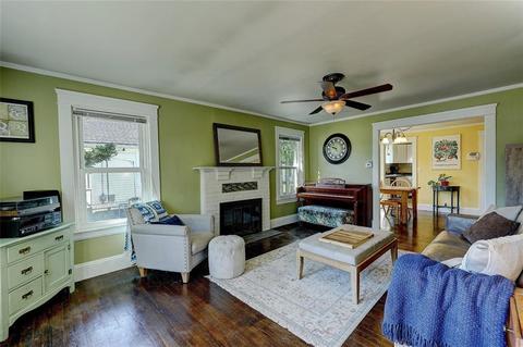 267 Holmes Rd, Warwick, RI 02888 photo 5