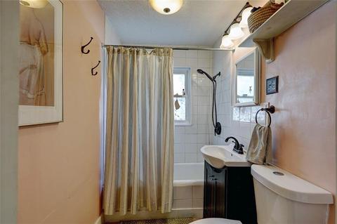 267 Holmes Rd, Warwick, RI 02888 photo 22