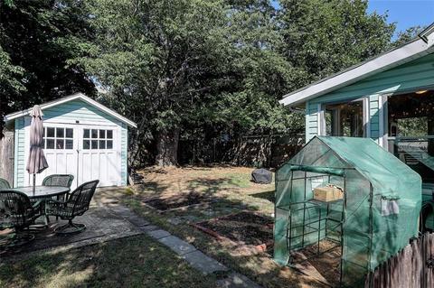 267 Holmes Rd, Warwick, RI 02888 photo 31