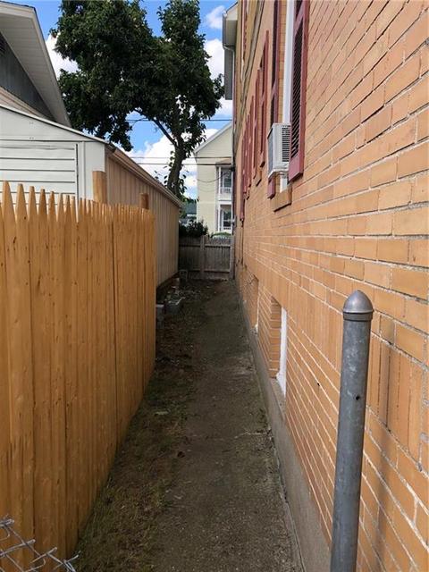 307 Adams St, Woonsocket, RI 02895 photo 3